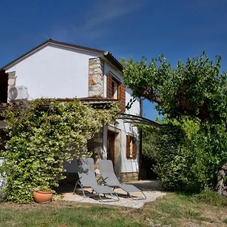 Lovely House With View Over Salt Pans Timor Secovlje