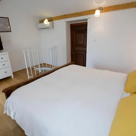 Lovely House With View Over Salt Pans Timor Appartement