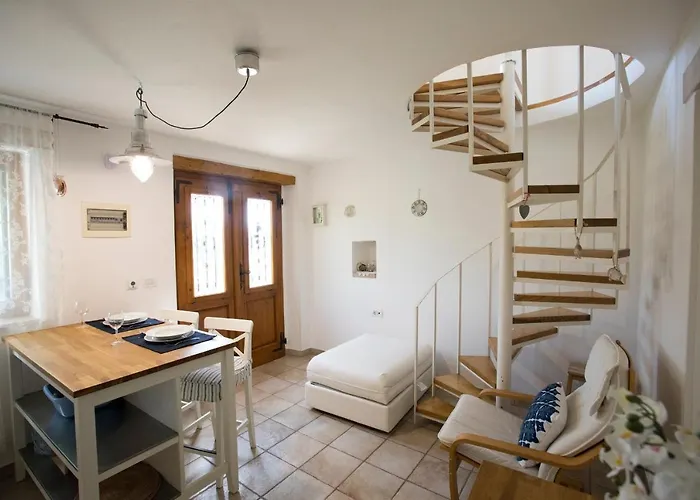 Lovely House With View Over Salt Pans Timor Appartement Sečovlje